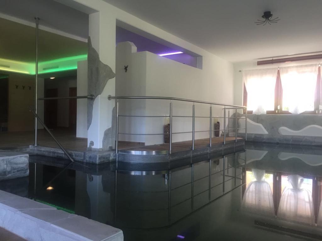 Hotel Restaurant Grune Au Полау Екстериор снимка